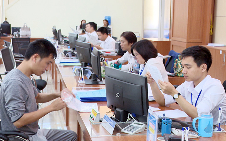 Giải quyết thủ tục hành chính hướng đến sự hài lòng của người dân, doanh nghiệp