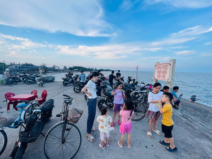 Ngành du lịch đón khoảng 10,5 triệu lượt khách dịp nghỉ lễ 30/4, 1/5
