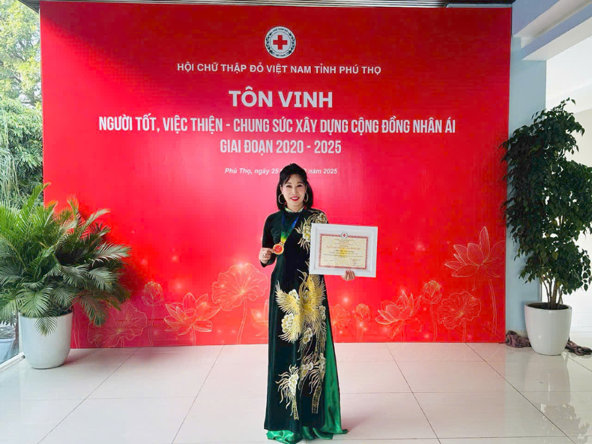 NGƯỜI TRUYỀN LỬA: CHỦ TỊCH TỔ CHỨC QUÝ BÀ VIỆT NAM – ASEAN TOÀN CẦU CHU THỊ VIỆT GIANG